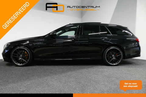 Mercedes-Benz E-Klasse 300 e AMG Line / E63 AMG Diffuser / Panamericana Grill / Panoramadak / Burmester Surround Sound / Rondomzichtcamera / Deels elektr. verstelbare voorstoelen / Ambienteverlichting / Stoelverwarming / Apple Carplay - Android Auto / 20'' LMV / Trekhaak (zwenk