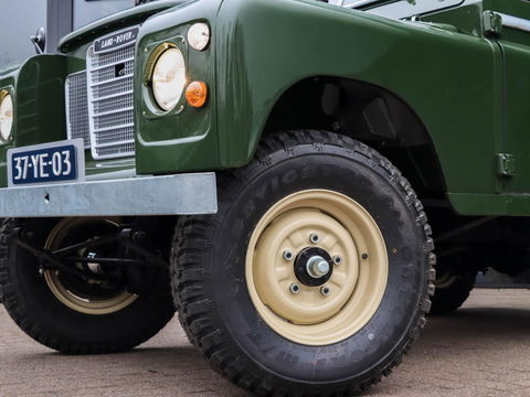 Land Rover 88 Series III Santana | Sofftop | Compl. gerestaureerd | Oldtimer | BTW verrekenbaar!