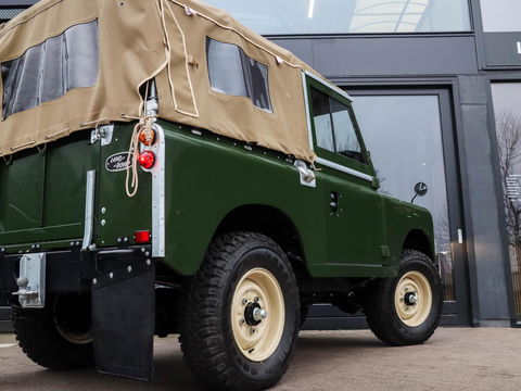 Land Rover 88 Series III Santana | Sofftop | Compl. gerestaureerd | Oldtimer | BTW verrekenbaar!