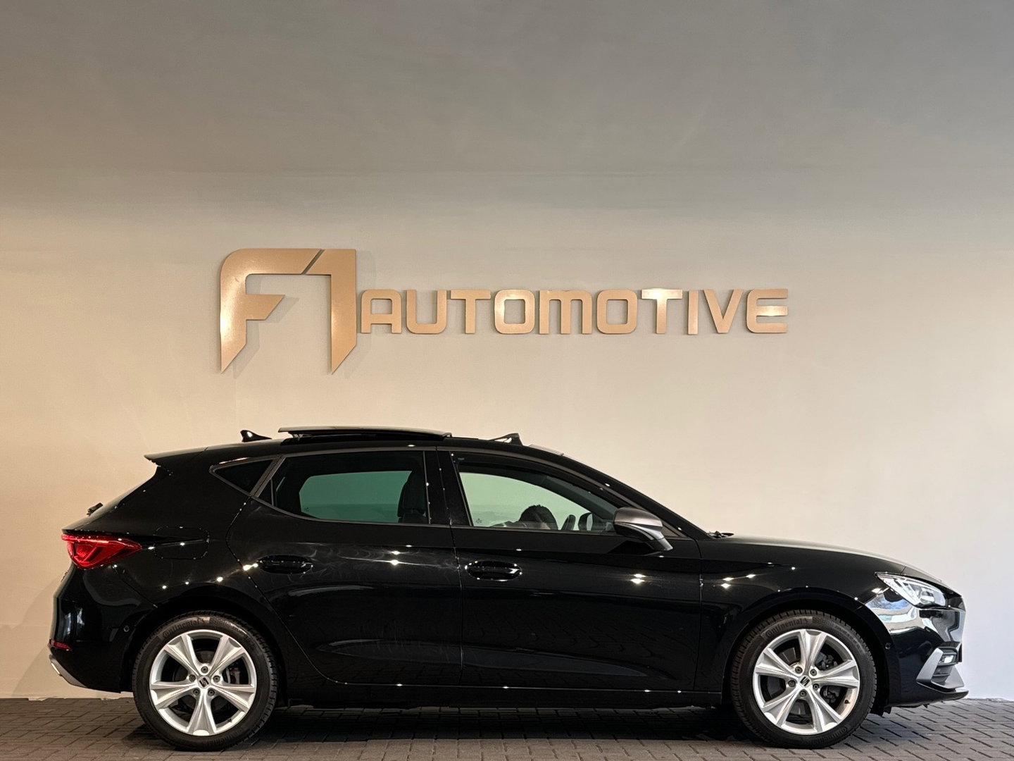 SEAT Leon 1.4 TSI eHybrid PHEV FR Pano|Keyless|Sfeer|Camera