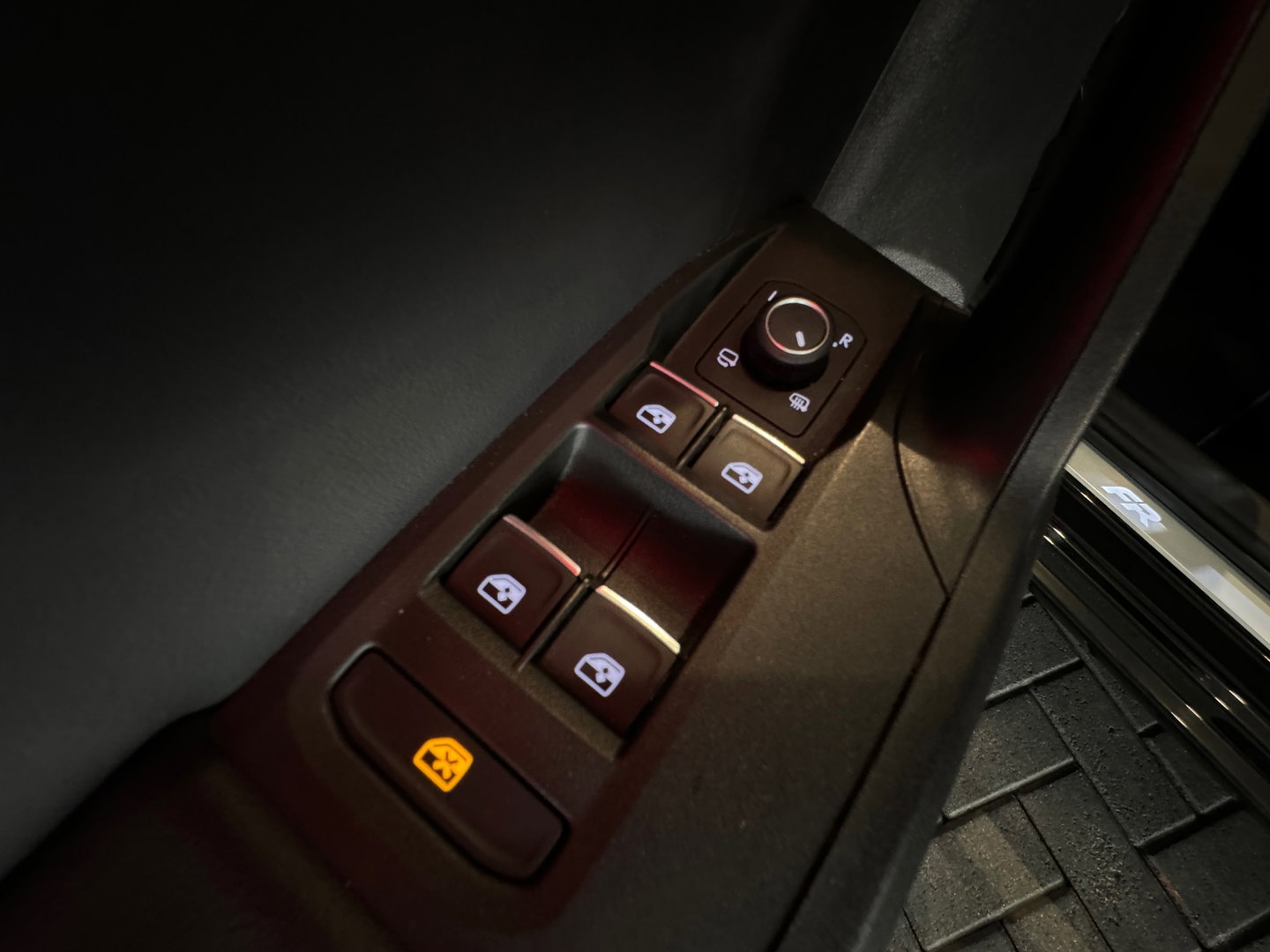 SEAT Leon 1.4 TSI eHybrid PHEV FR Pano|Keyless|Sfeer|Camera