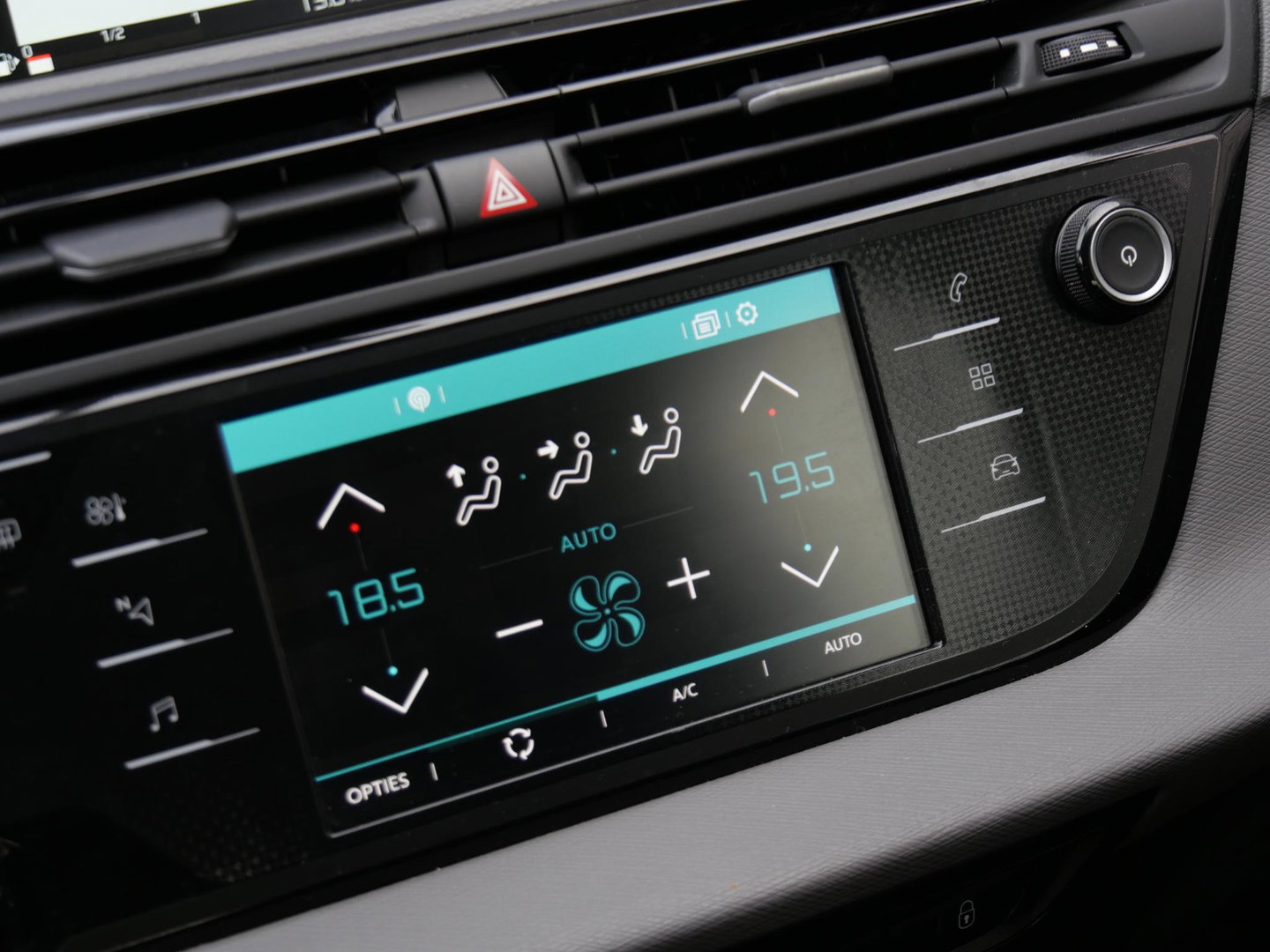 Citroën Grand C4 Spacetourer 1.2 130PK/ 7-PERSOONS/ TREKHAAK/ CAMERA