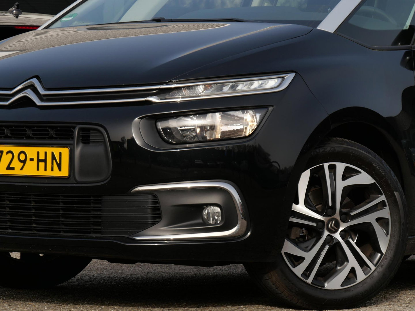 Citroën Grand C4 Spacetourer 1.2 130PK/ 7-PERSOONS/ TREKHAAK/ CAMERA