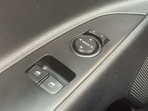 Kia Rio 1.0 TGDI ComfortPlusLine Navigator | Dealer Onderhouden! | Apple Carplay | Android Auto | Camera | Navigatie | DAB | Isofix | Parkeersensoren | LED | Multifunctioneel Stuurwiel |