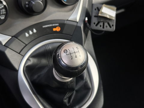 Subaru Trezia 1.3 Luxury | 1e Eigenaar | Cruise Control | Parkeersensoren Achter | 16" Lichtmetaal | Airconditioning | Centrale Deurvergrendeling |