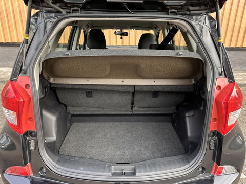 Subaru Trezia 1.3 Luxury | 1e Eigenaar | Cruise Control | Parkeersensoren Achter | 16" Lichtmetaal | Airconditioning | Centrale Deurvergrendeling |