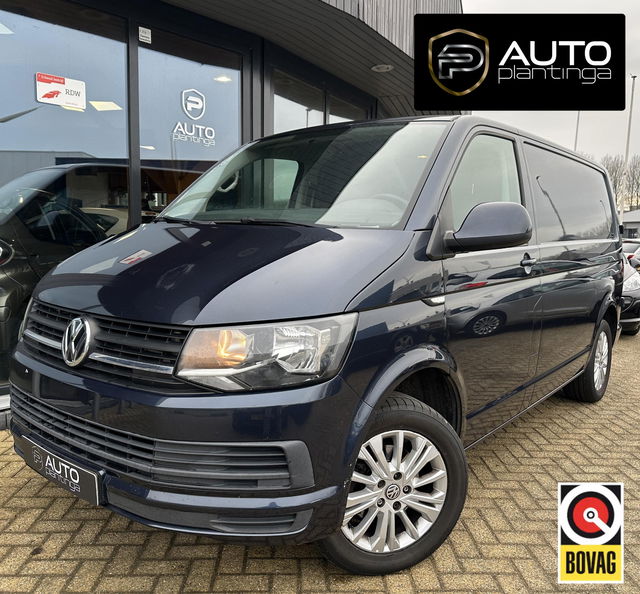 Volkswagen Transporter - 2.0 TDI L1H1 Highline | NL AUTO | Trekhaak | Airco | Cruise Control | Parkeersensoren | Lichtmetalen Velgen |