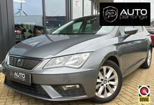 SEAT Leon - 1.0 EcoTSI Style Business Intense 116PK | AUTOMAAT | NL Auto | 2e Eigenaar | Sportonderstel | Navigatie | Apple Carplay | Android Auto | Privacy Glass | Parkeersensoren Voor en Achter | Climate Control | Cruise Control | Lichtmetalen Velgen |
