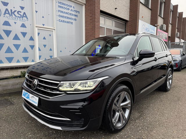 Volkswagen Tiguan - 1.5 TSI 150pk DSG IQ Light CarPlay LaneAssist Stuurwielvw Stoelvw
