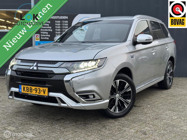 Mitsubishi Outlander - 2.4 PHEV Instyle 360CAMERA|KEYLESS|LEDER