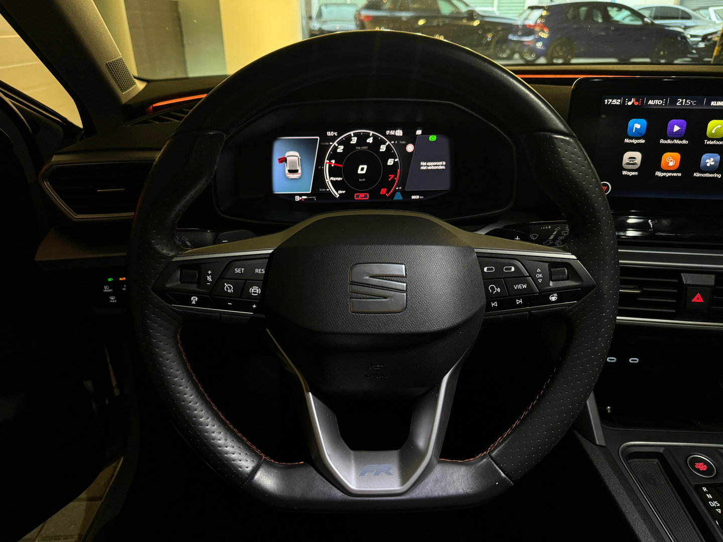 SEAT Leon 1.5 eTSI FR Launch Pano|Keyless|Sfeer|Dodehoek|VOL