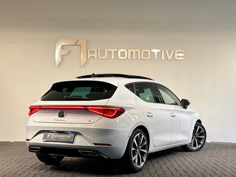 SEAT Leon 1.5 eTSI FR Launch Pano|Keyless|Sfeer|Dodehoek|VOL