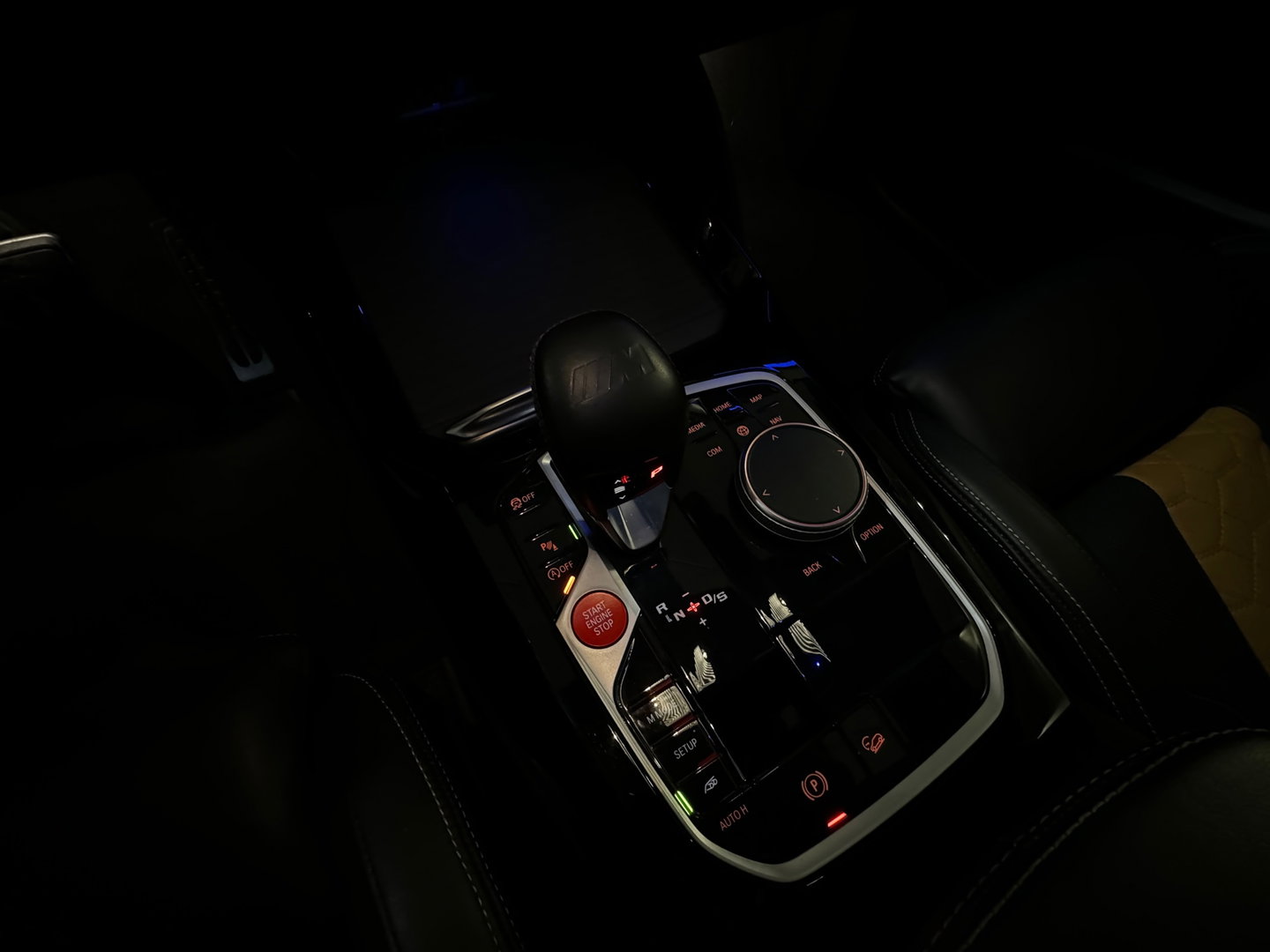 BMW X3 M Competition Pano|Carbon|HuD|H/K|Kuip|Keyless|Sfeer