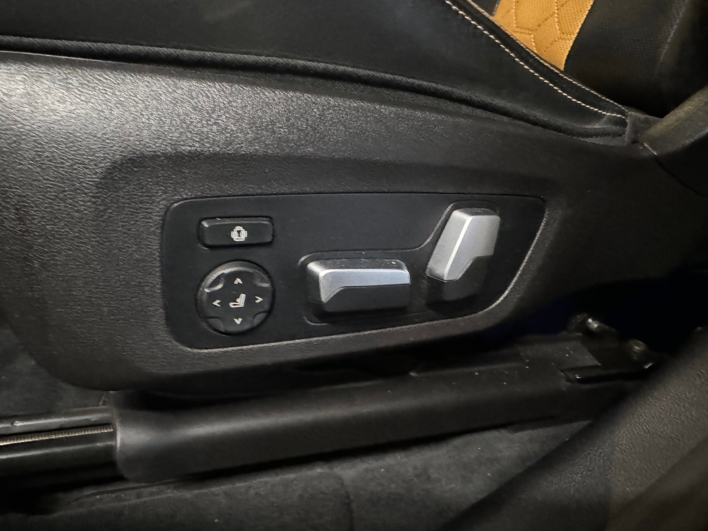 BMW X3 M Competition Pano|Carbon|HuD|H/K|Kuip|Keyless|Sfeer