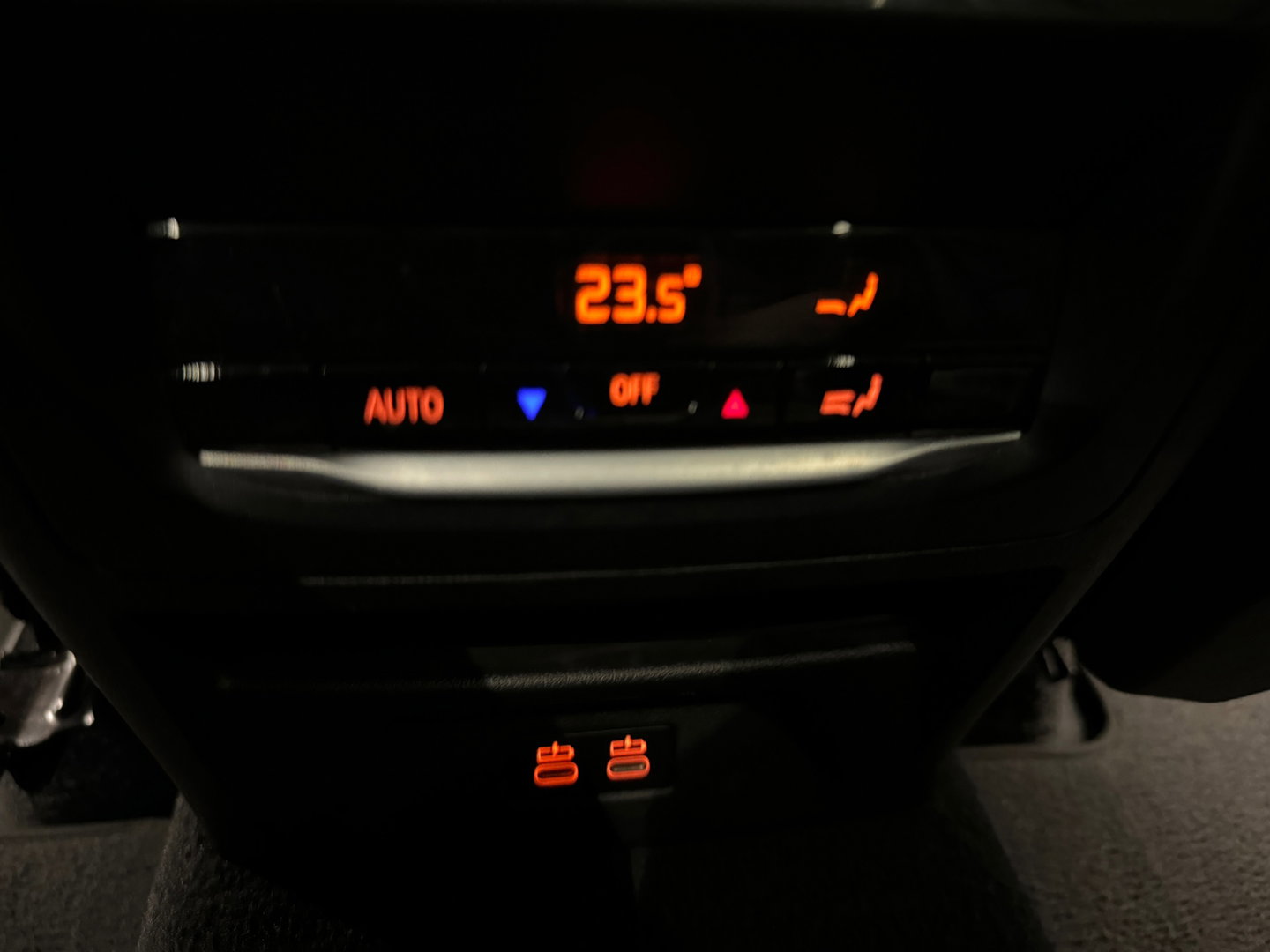 BMW X3 M Competition Pano|Carbon|HuD|H/K|Kuip|Keyless|Sfeer