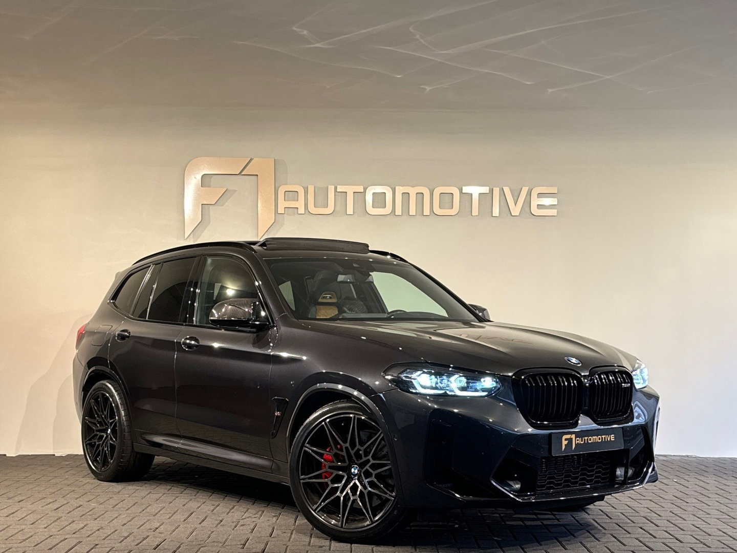 BMW X3 M Competition Pano|Carbon|HuD|H/K|Kuip|Keyless|Sfeer