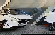 Nissan QASHQAI - 1.3 MHEV /Pano/Navi/Camera/AppleCarPlay