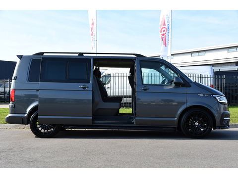 Volkswagen Transporter 2.0 TDI L2H1 30 DC Bulli Virtual, Carplay, Camera, LED, 150pk, 2 x Schuifdeur, Automaat, Trekhaak, Uniek!