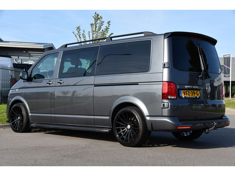 Volkswagen Transporter 2.0 TDI L2H1 30 DC Bulli Virtual, Carplay, Camera, LED, 150pk, 2 x Schuifdeur, Automaat, Trekhaak, Uniek!