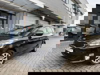 Kia Carens - 1.6 Benzine | 7 zit | Lage km's | Kia historiek