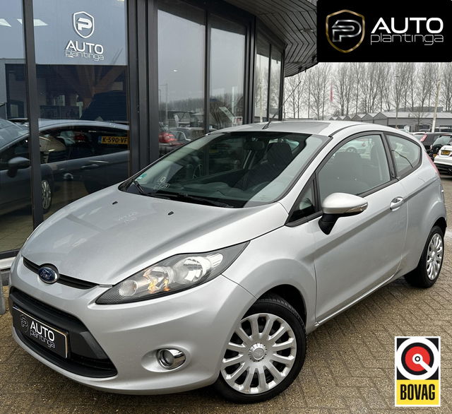 Ford Fiesta - 1.25 Titanium 82PK | Nette Staat | Airco | Elektrische Ramen | Voorruitverwarming | Stoelverwarming | Bluetooth |
