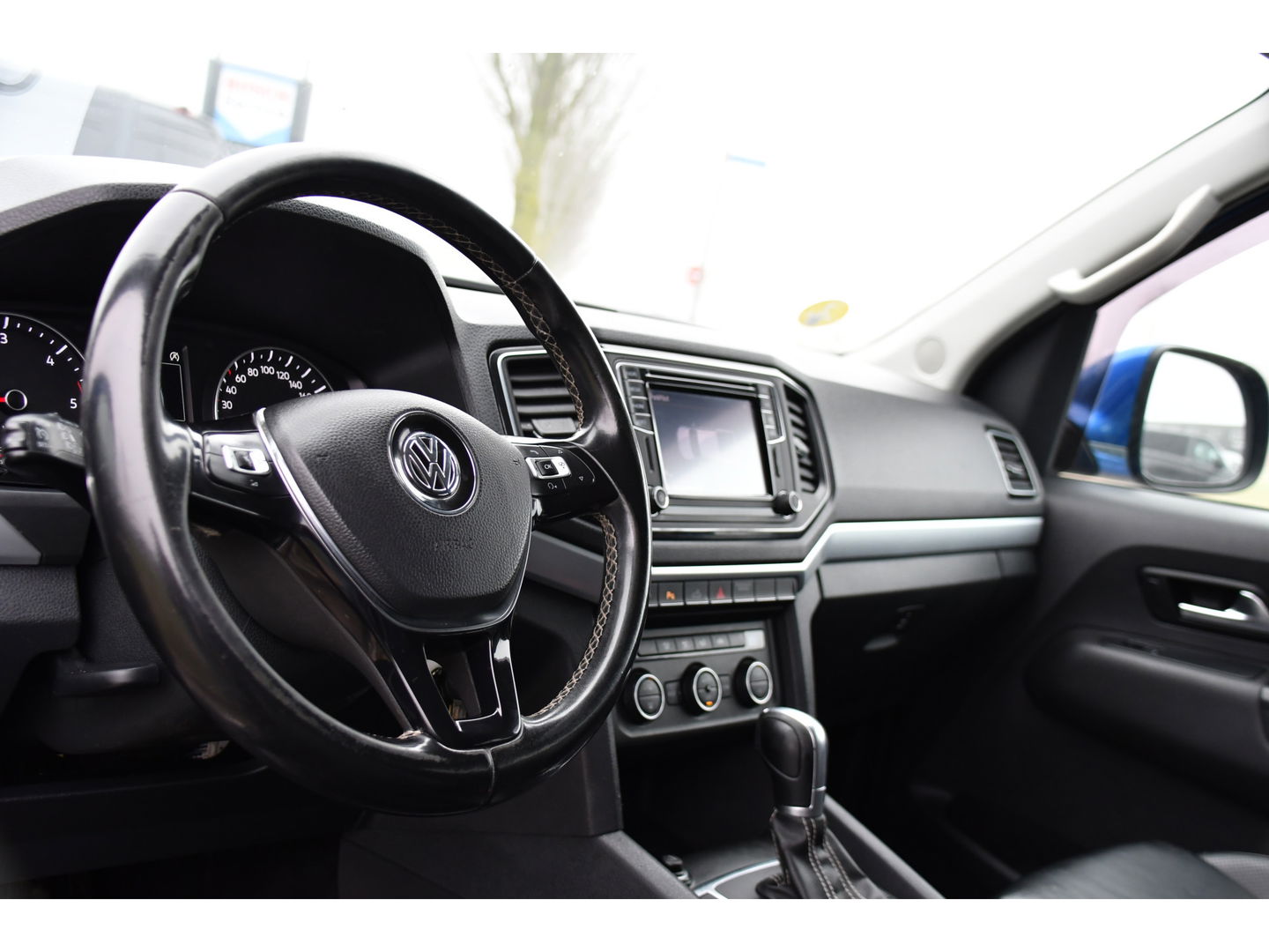 Volkswagen Amarok 3.0 V6 TDI 4Motion DC Highline Camera, Cruise, Carplay, Stoelverwarming, Leder, LED, 4x4, Automaat, 225pk, 3300kg Trekhaak, Uniek!