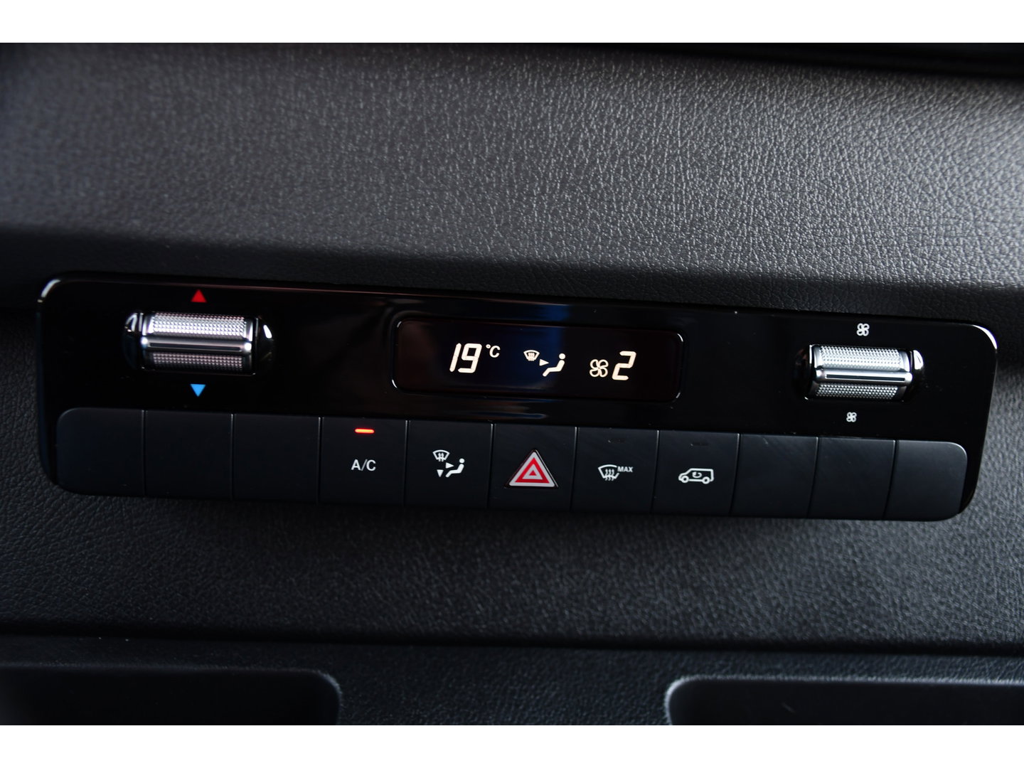 Mercedes-Benz Sprinter 319 V6 3.0 CDI L3H2 PB Edition Adaptieve Cruise, 360 Camera, Carplay, LED, Stoelverwarming, Multimedia, 10,5'' Mbux,