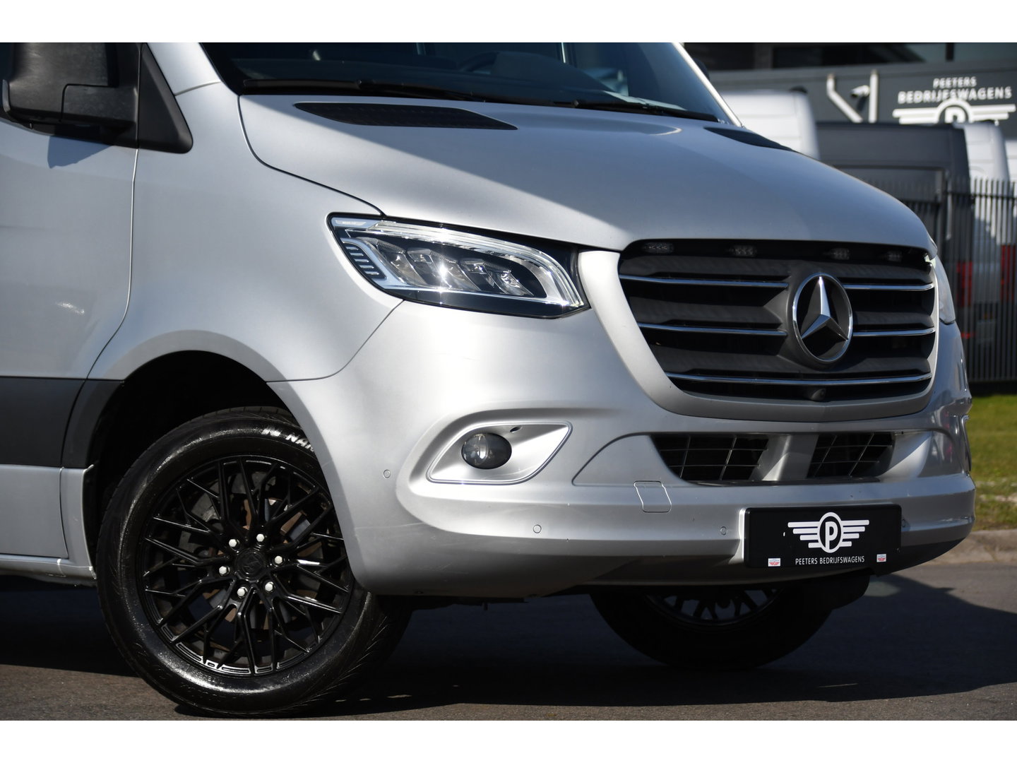Mercedes-Benz Sprinter 319 V6 3.0 CDI L3H2 PB Edition Adaptieve Cruise, 360 Camera, Carplay, LED, Stoelverwarming, Multimedia, 10,5'' Mbux,