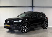 Volvo XC40 - 2.0 T4 191PK R-Design Pano Trekhaak Camera Leer