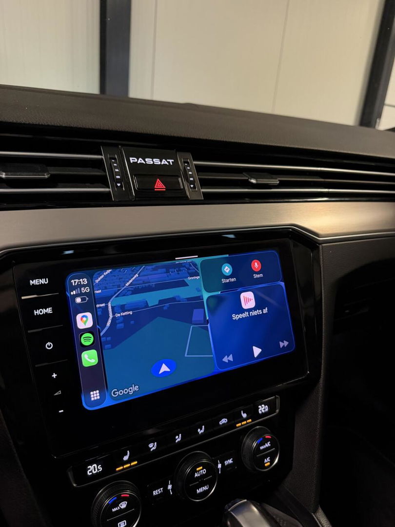 Volkswagen Passat Variant Volkswagen Passat 1.6 TDI R-line Pano Virtual Trekhaak NAP