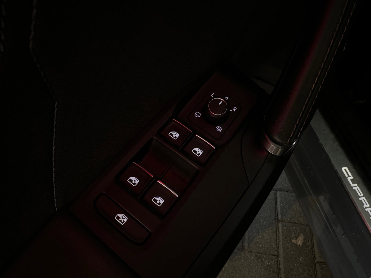 CUPRA Leon 1.4 e-Hybrid VZ Copper Edition Pano|keyless|Sfeer