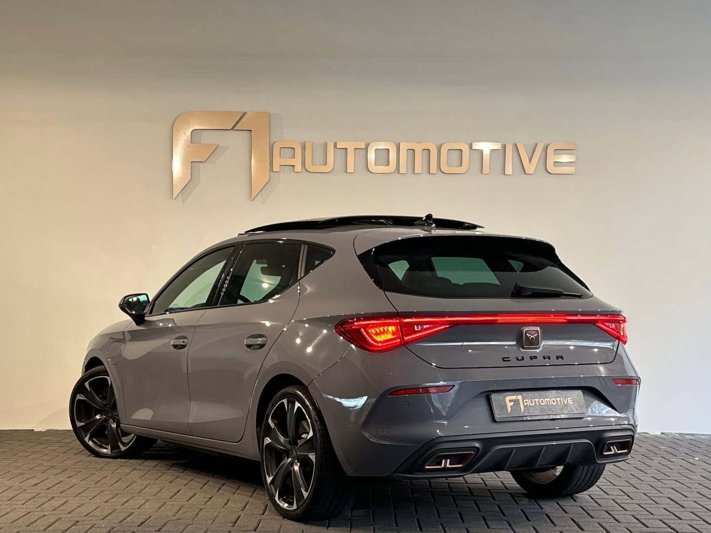 CUPRA Leon 1.4 e-Hybrid VZ Copper Edition Pano|keyless|Sfeer