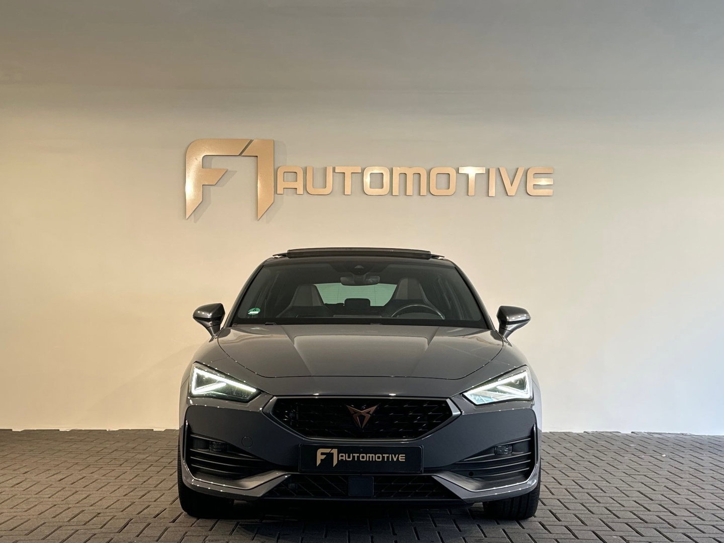 CUPRA Leon 1.4 e-Hybrid VZ Copper Edition Pano|keyless|Sfeer