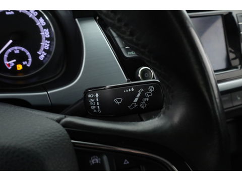 Škoda Fabia Combi 1.0 TSI Business Edition | Apple CarPlay & Android Auto | Stoelverw. | Airco | All Seasons | PDC A