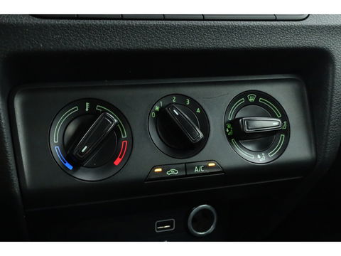 Škoda Fabia Combi 1.0 TSI Business Edition | Apple CarPlay & Android Auto | Stoelverw. | Airco | All Seasons | PDC A