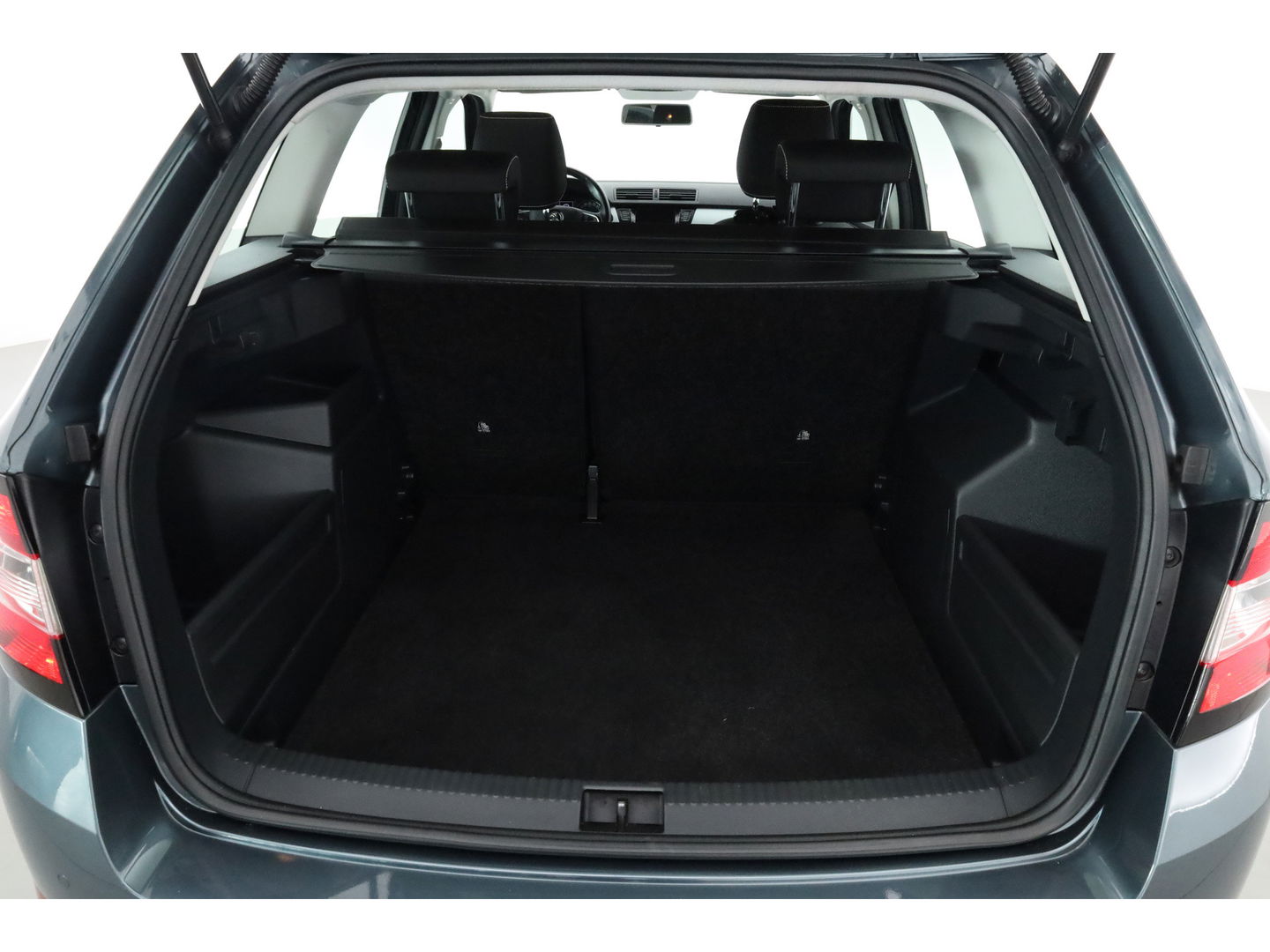 Škoda Fabia Combi 1.0 TSI Business Edition | Apple CarPlay & Android Auto | Stoelverw. | Airco | All Seasons | PDC A