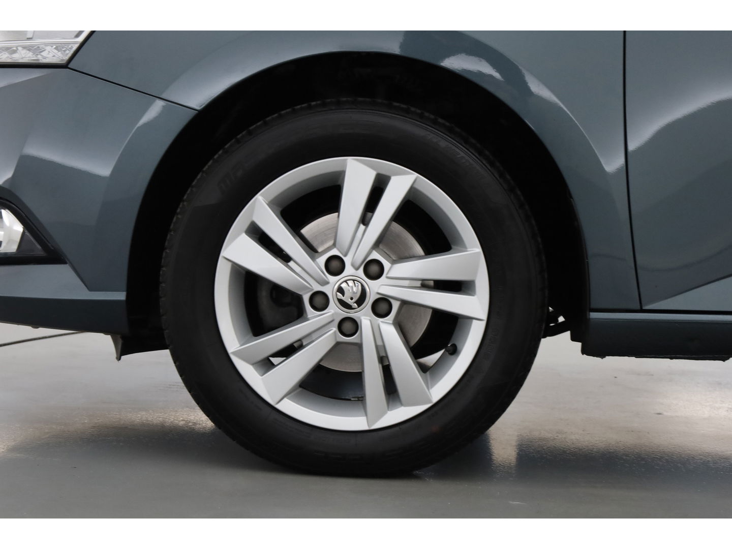 Škoda Fabia Combi 1.0 TSI Business Edition | Apple CarPlay & Android Auto | Stoelverw. | Airco | All Seasons | PDC A