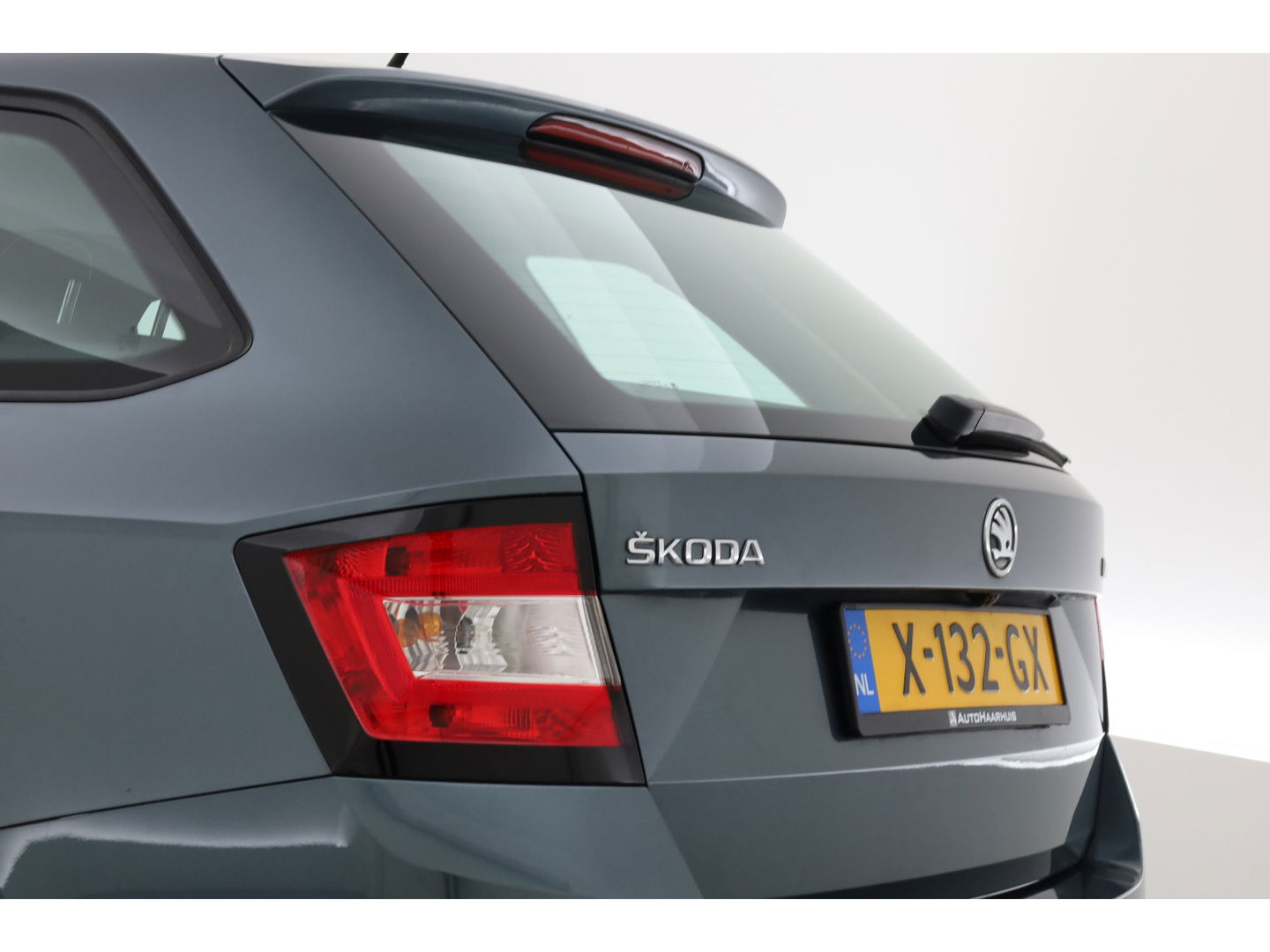 Škoda Fabia Combi 1.0 TSI Business Edition | Apple CarPlay & Android Auto | Stoelverw. | Airco | All Seasons | PDC A