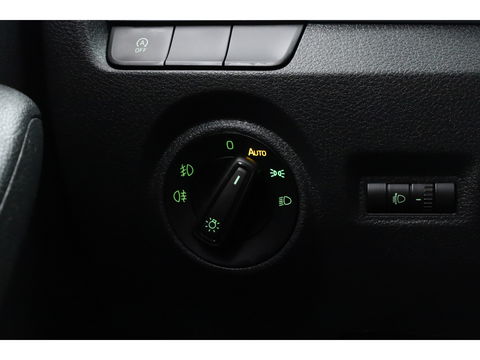 Škoda Fabia Combi 1.0 TSI Business Edition | Apple CarPlay & Android Auto | Stoelverw. | Airco | All Seasons | PDC A