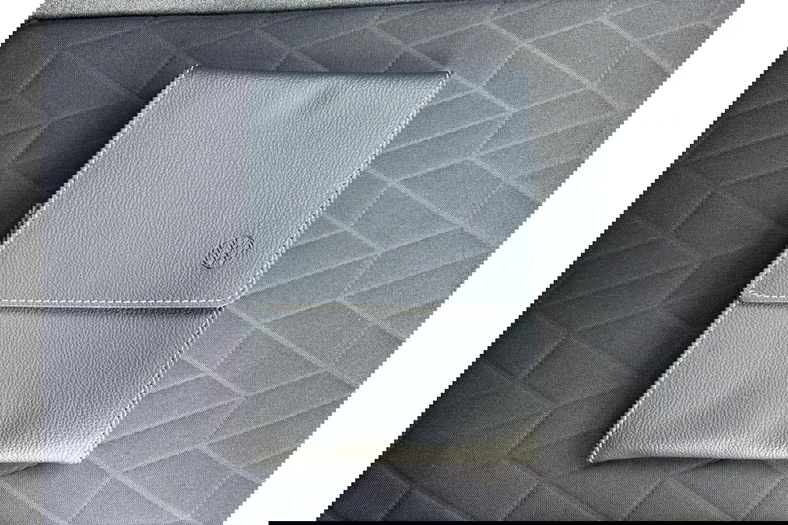 Volkswagen T-Roc 1.0 TSI GOAL EDITION AIRCO NAVI PDC STOELVW.