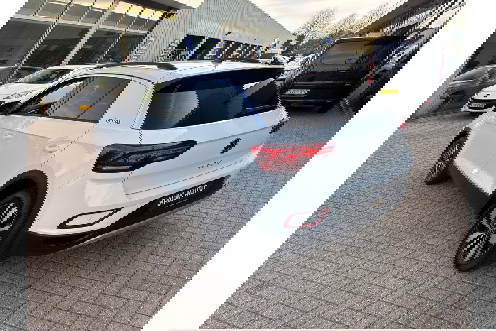 Volkswagen T-Roc 1.0 TSI GOAL EDITION AIRCO NAVI PDC STOELVW.