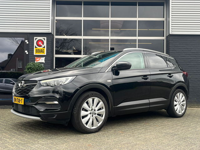 Opel Grandland X - 1.2 Turbo Executive, Airco, CarPlay, Cruise, Lane Assist, Trekhaak, PDC, NAP