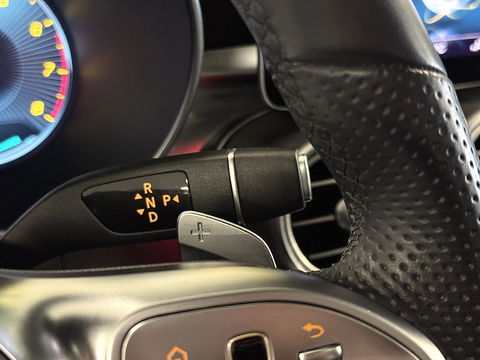 Mercedes-Benz C-Klasse 200 Business Solution AMG Plus Upgrade Edition | Burmester | Panoramadak | Sfeerverlichting | Apple Carplay | Android Auto | Camera | Lane Assist | Dodehoeksensor | LED |