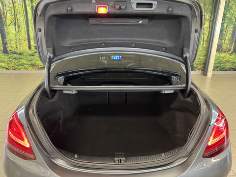 Mercedes-Benz C-Klasse 200 Business Solution AMG Plus Upgrade Edition | Burmester | Panoramadak | Sfeerverlichting | Apple Carplay | Android Auto | Camera | Lane Assist | Dodehoeksensor | LED |