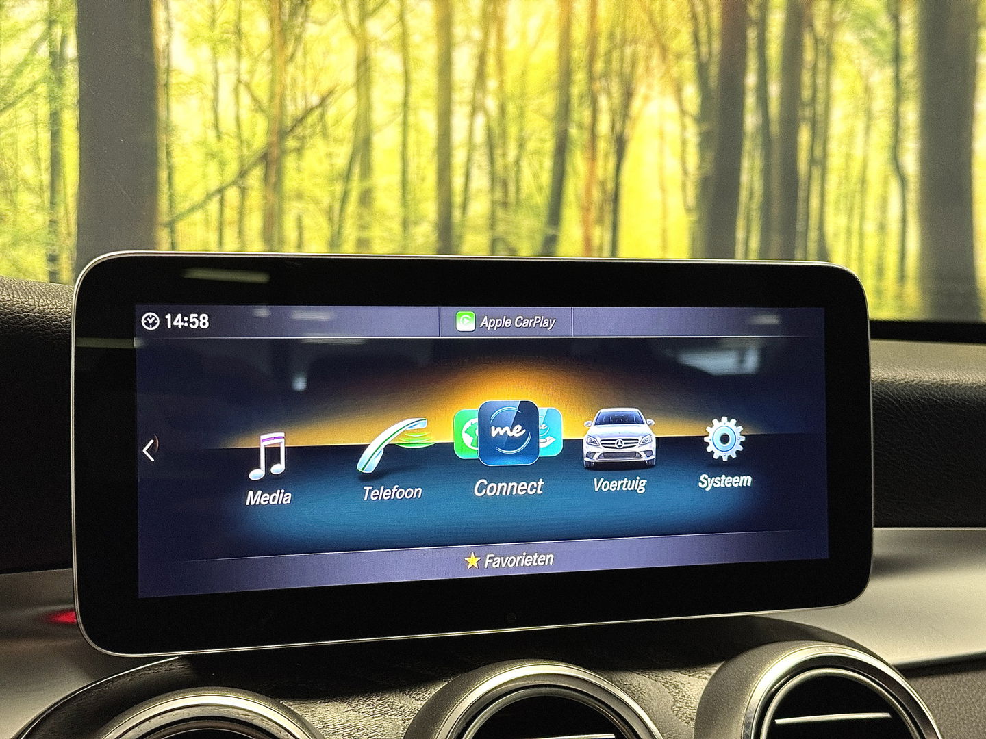 Mercedes-Benz C-Klasse 200 Business Solution AMG Plus Upgrade Edition | Burmester | Panoramadak | Sfeerverlichting | Apple Carplay | Android Auto | Camera | Lane Assist | Dodehoeksensor | LED |