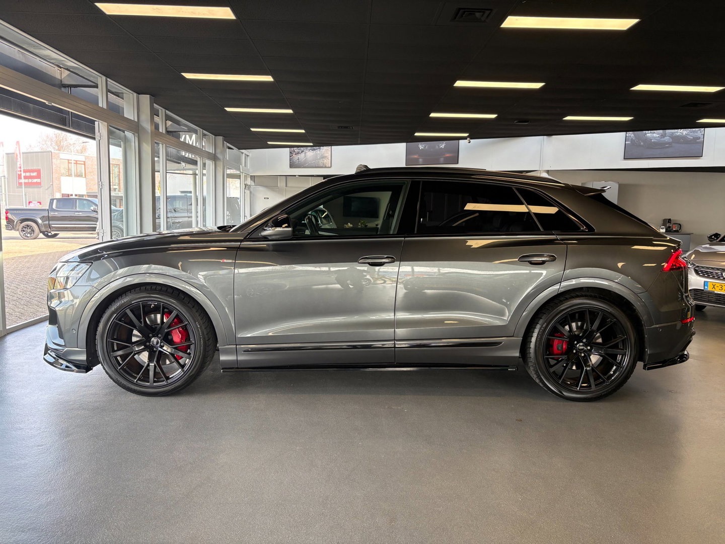 Audi Q8 55 TFSI quattro Pro Line S , Maxton !!