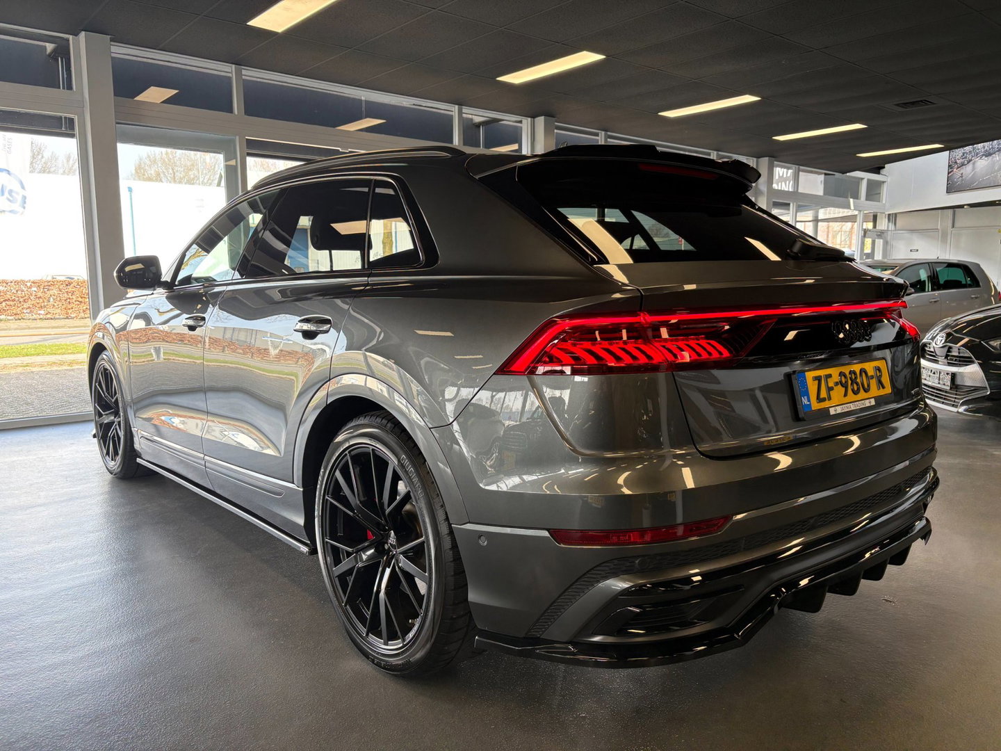 Audi Q8 55 TFSI quattro Pro Line S , Maxton !!
