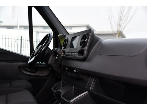 Mercedes-Benz Sprinter 314 2.2 CDI L2H1 AMG Black Edition Adaptieve Cruise, 360 Camera, Carplay, LED, Automaat, Dodehoek, 143pk, Uniek!