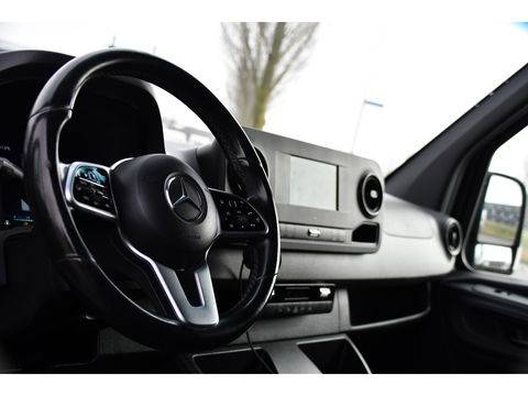 Mercedes-Benz Sprinter 314 2.2 CDI L2H1 AMG Black Edition Adaptieve Cruise, 360 Camera, Carplay, LED, Automaat, Dodehoek, 143pk, Uniek!