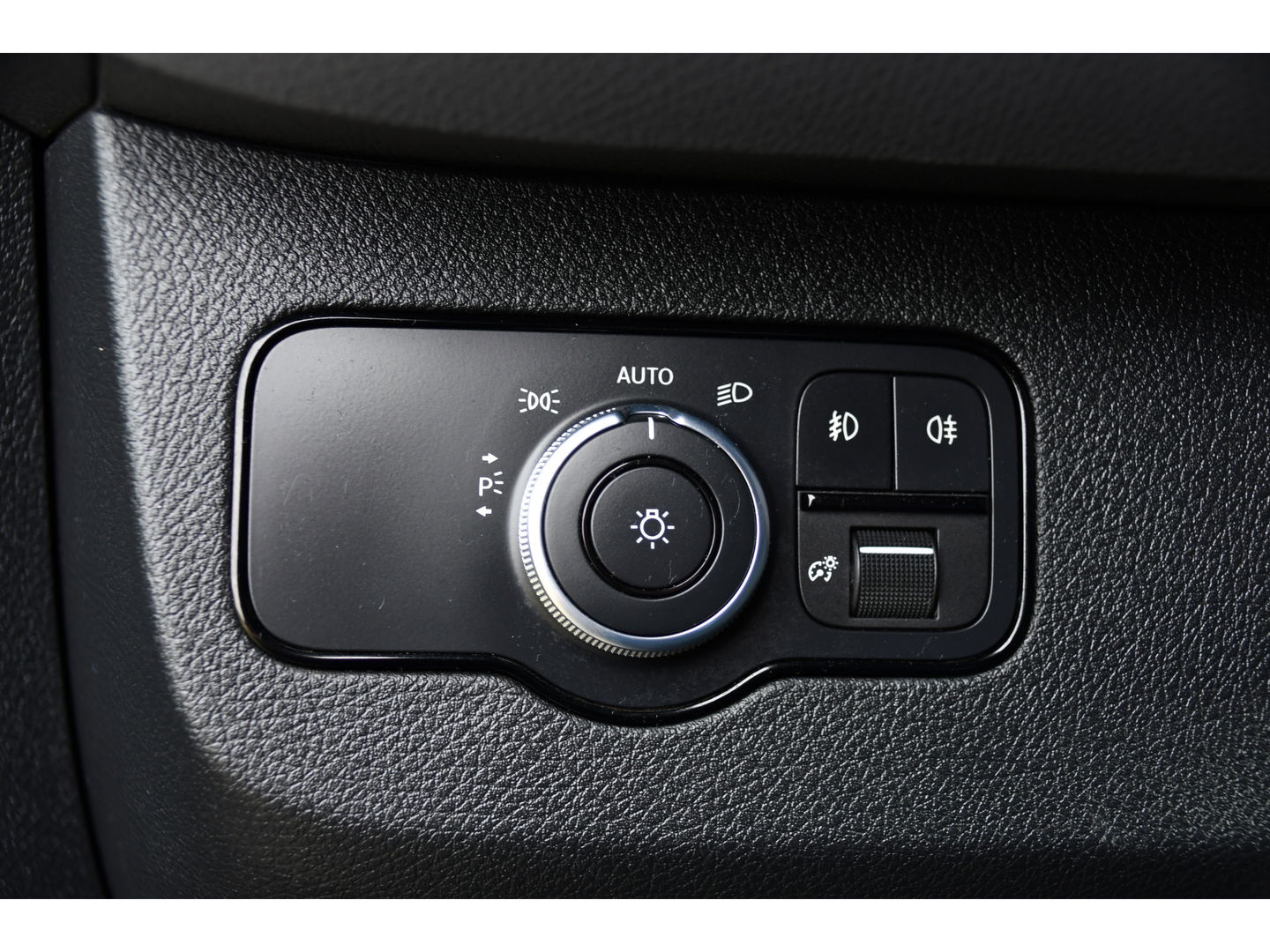 Mercedes-Benz Sprinter 314 2.2 CDI L2H1 AMG Black Edition Adaptieve Cruise, 360 Camera, Carplay, LED, Automaat, Dodehoek, 143pk, Uniek!